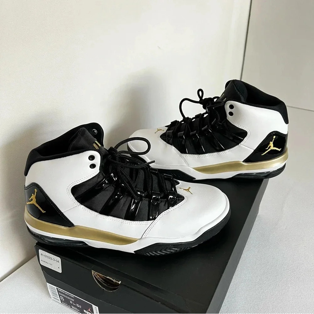Jordan Max Aura White Metallic Gold Black Size 8 Sneakers Shoes Lace-Up With Box